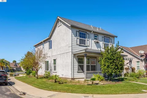 1153 Syracuse Ln