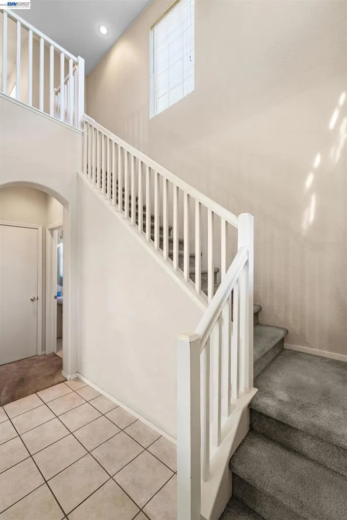 1153 Syracuse Ln Manteca, CA 95336
