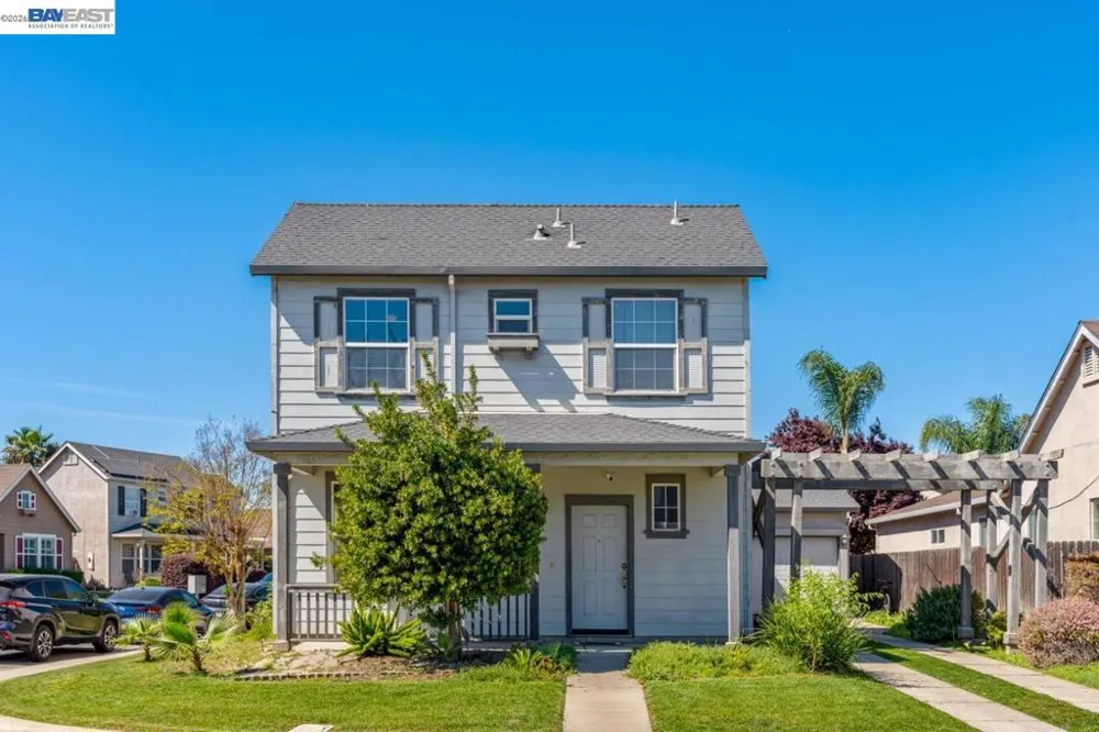 1153 Syracuse Ln Manteca, CA 95336