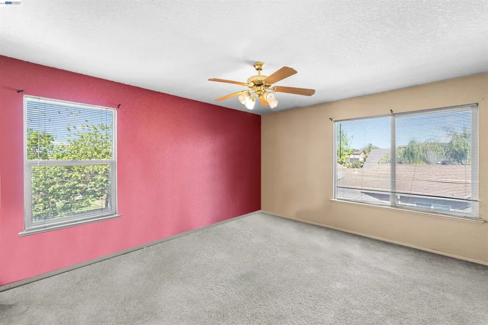1153 Syracuse Ln Manteca, CA 95336