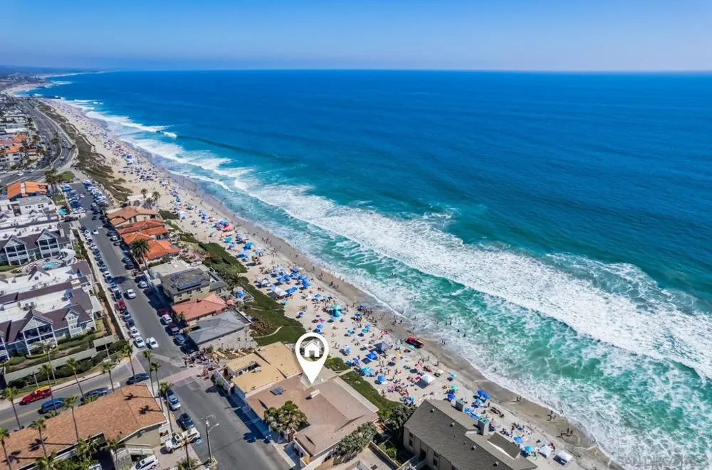 2977 Ocean Street Carlsbad, CA 92008