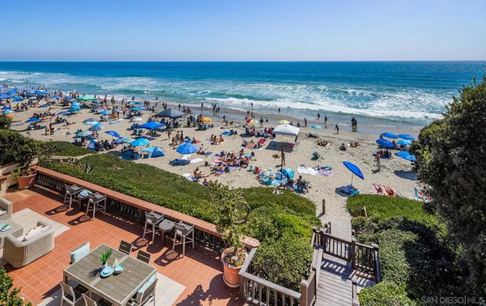 2977 Ocean Street Carlsbad, CA 92008