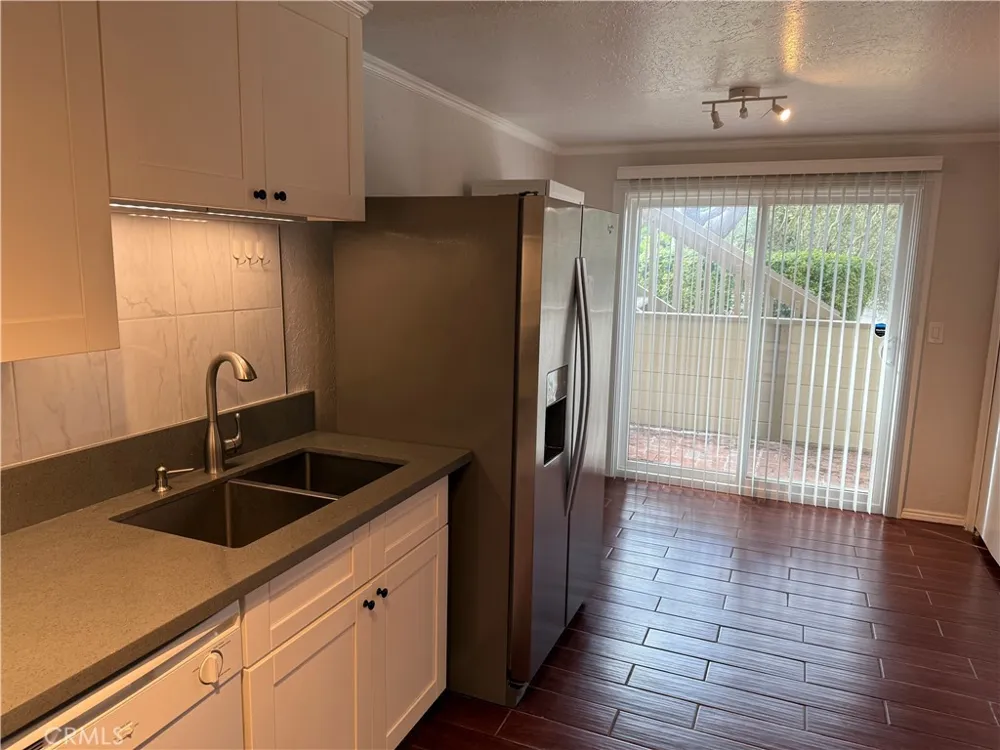 1 Cresta Verde Drive Rolling Hills Estates, CA 90274