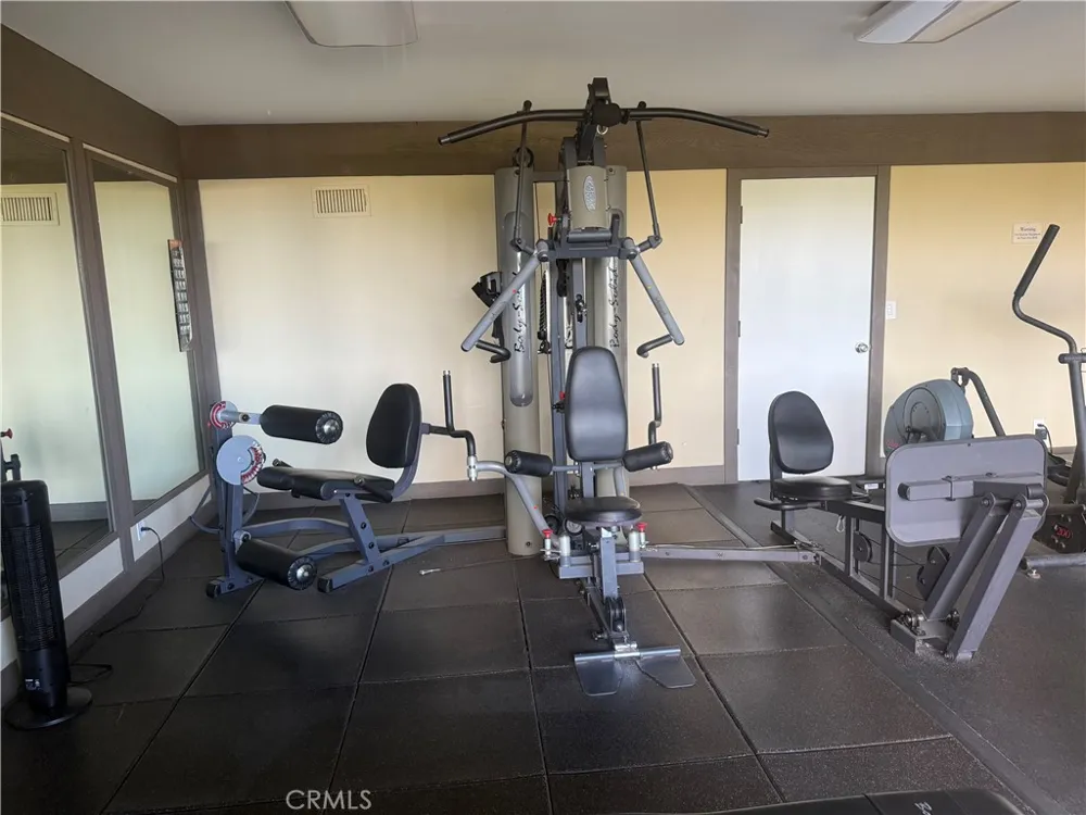 1 Cresta Verde Drive Rolling Hills Estates, CA 90274