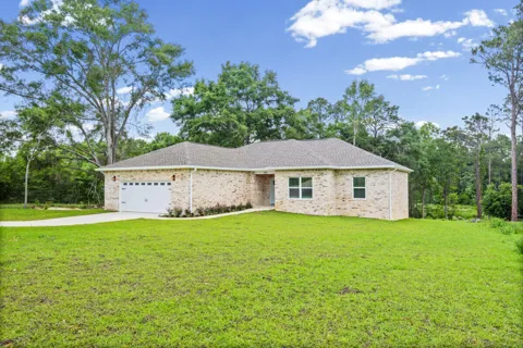 699 Pinewood Drive