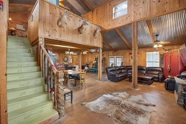 16650 NE Cr 3010 Road NE Kerens, TX 75144