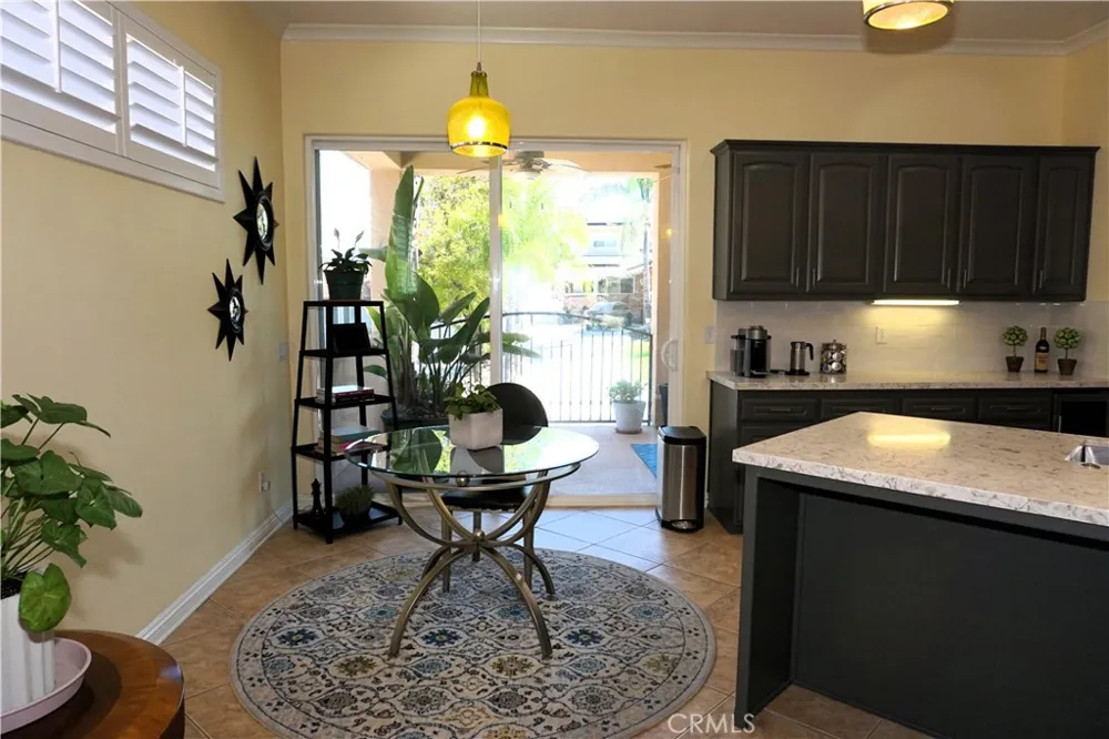 22142 Hoofbeat Canyon Lake, CA 92587