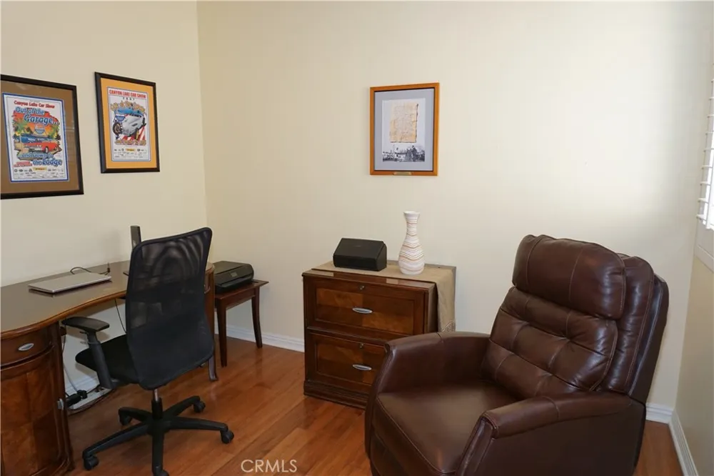 22142 Hoofbeat Canyon Lake, CA 92587
