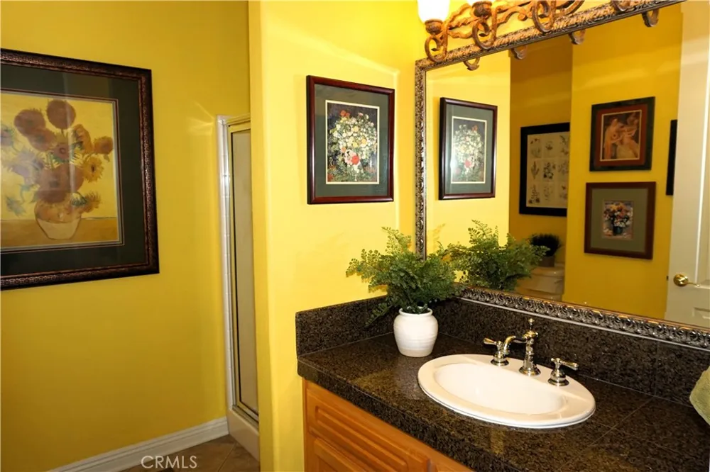 22142 Hoofbeat Canyon Lake, CA 92587