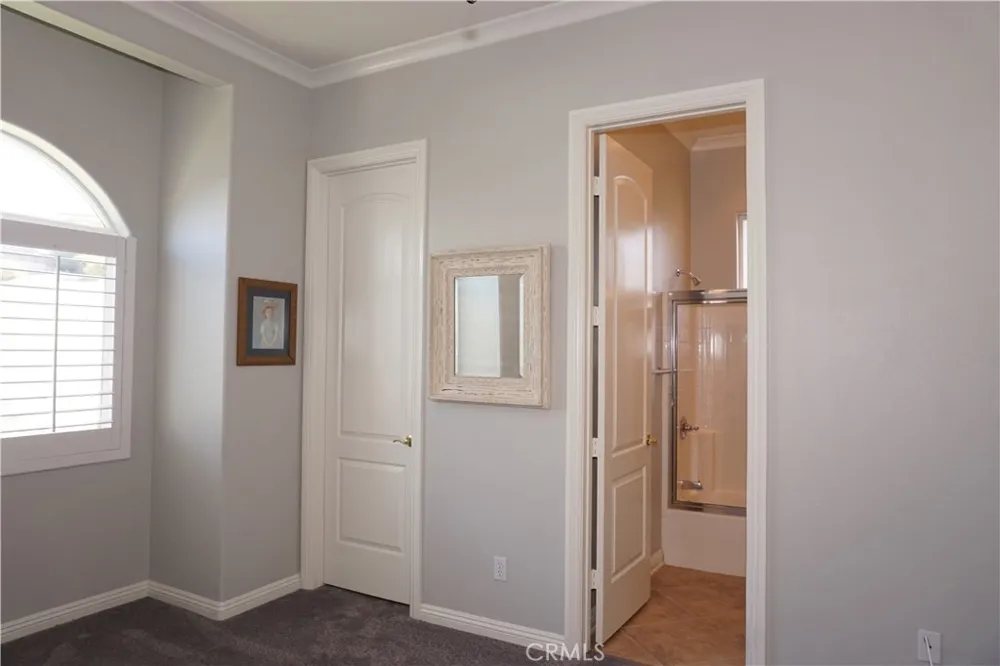 22142 Hoofbeat Canyon Lake, CA 92587