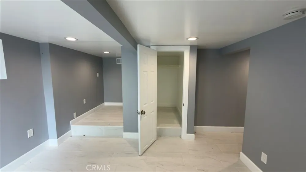 2348 Loy Lane Los Angeles, CA 90041