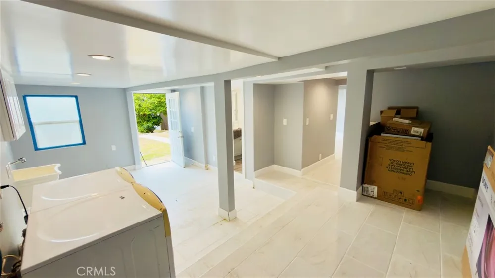 2348 Loy Lane Los Angeles, CA 90041
