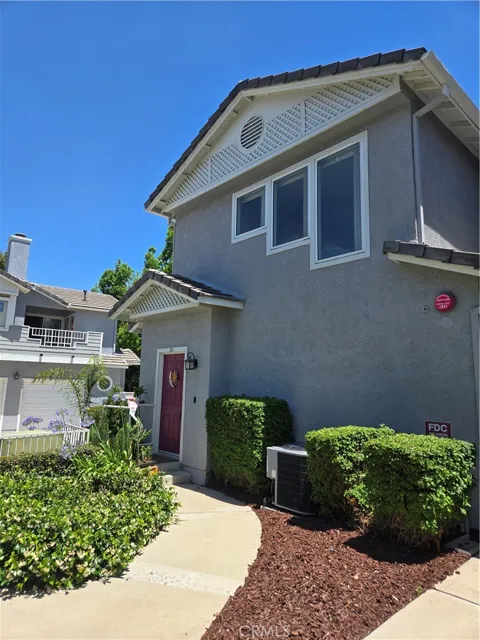 6631 Laurelton Lane #204