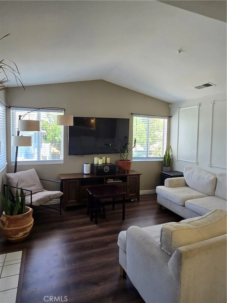6631 Laurelton Lane #204 Chino Hills, CA 91709