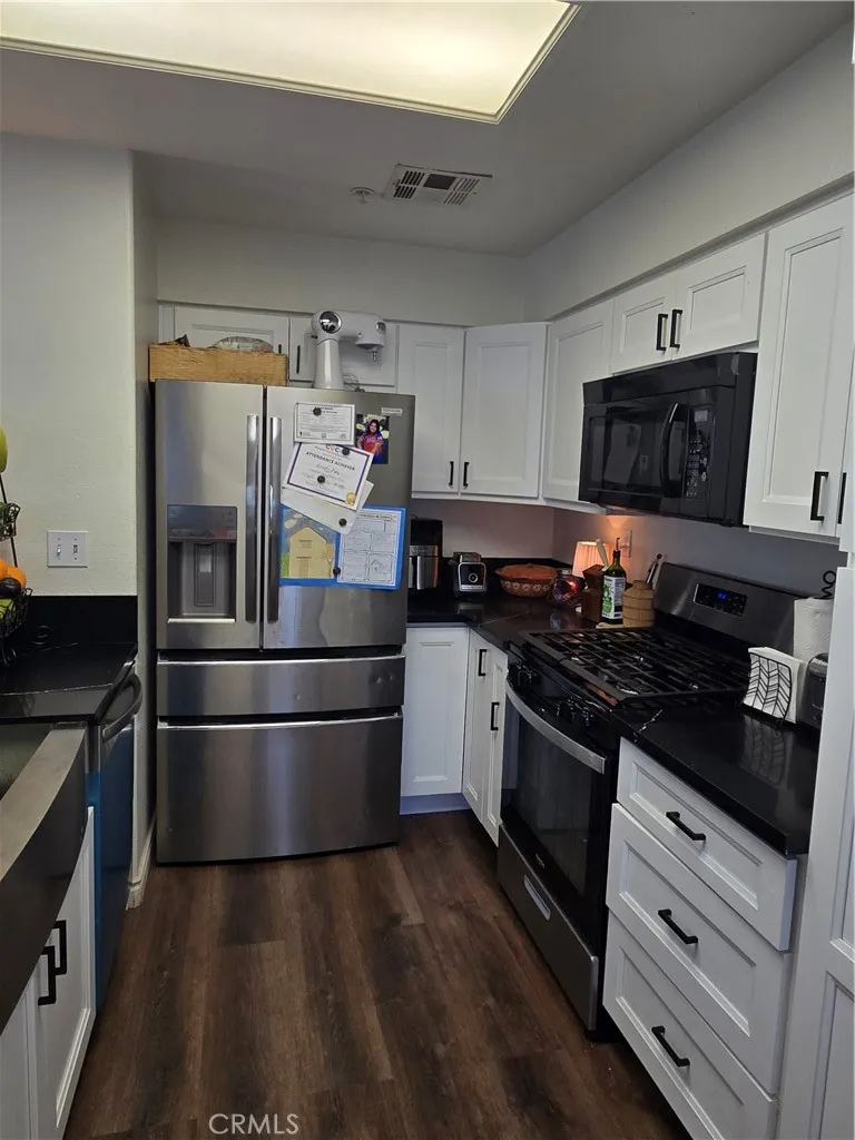 6631 Laurelton Lane #204 Chino Hills, CA 91709