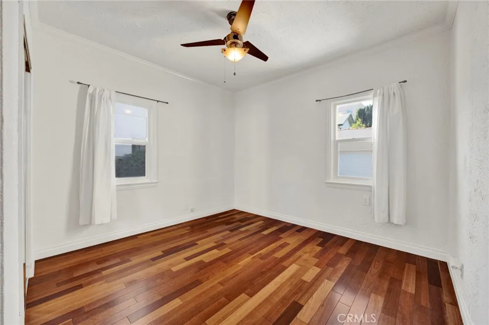 11301 Blix West Toluca Lake, CA 91602