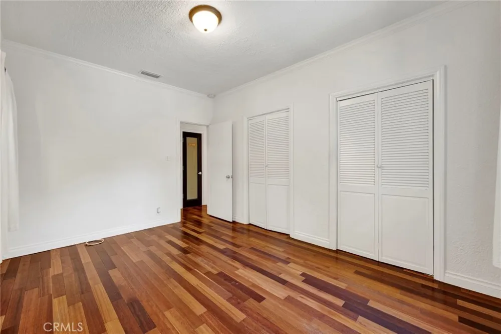 11301 Blix West Toluca Lake, CA 91602