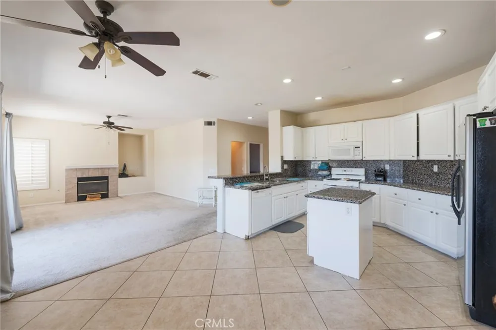 32914 Willow Bay Wildomar, CA 92595