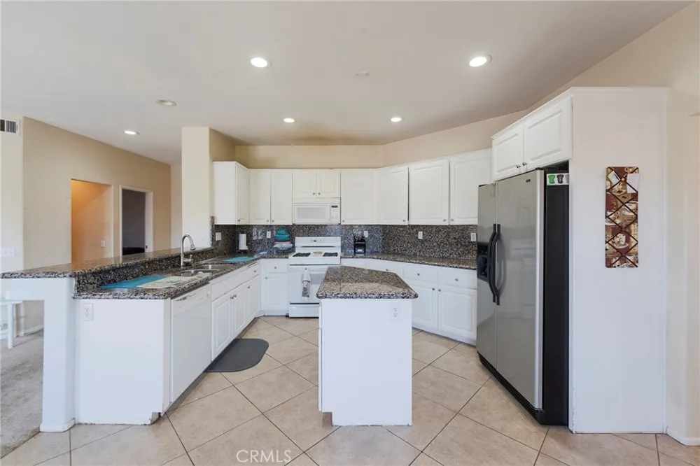 32914 Willow Bay Wildomar, CA 92595