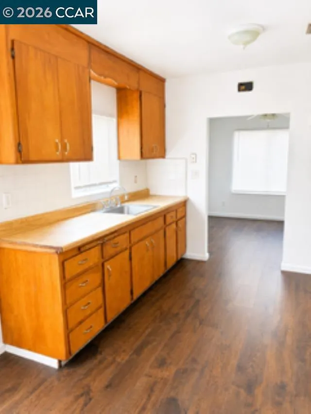 251 E 17th Street Pittsburg, CA 94565