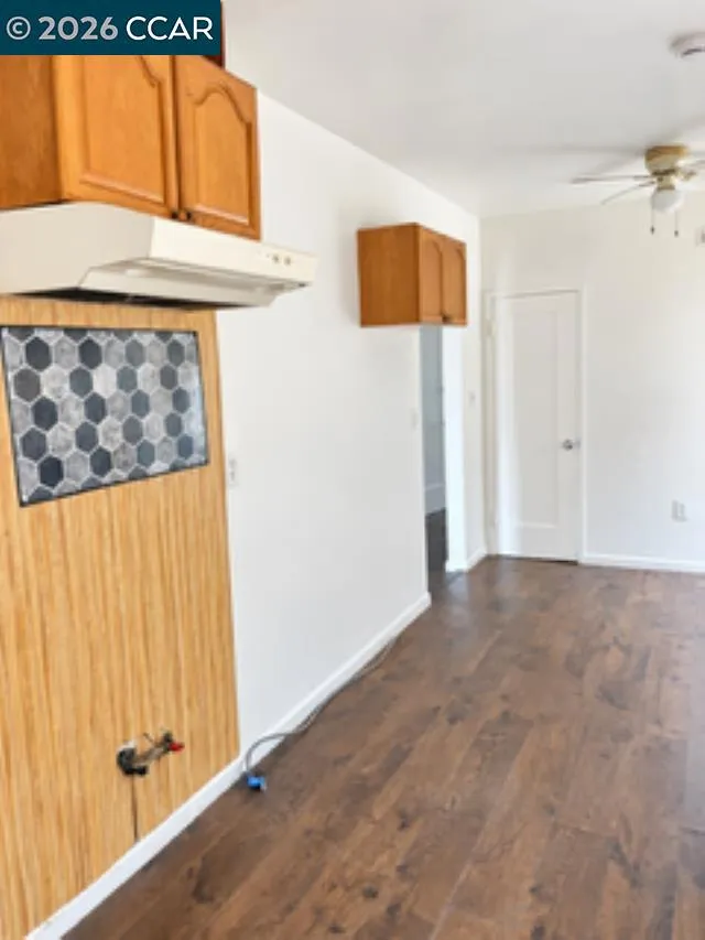 251 E 17th Street Pittsburg, CA 94565