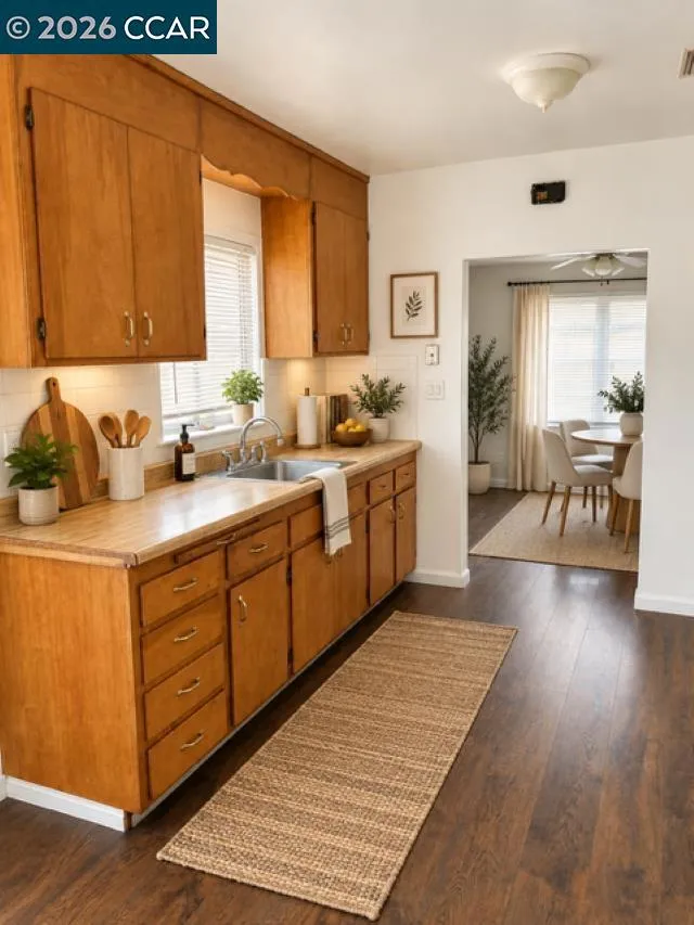 251 E 17th Street Pittsburg, CA 94565