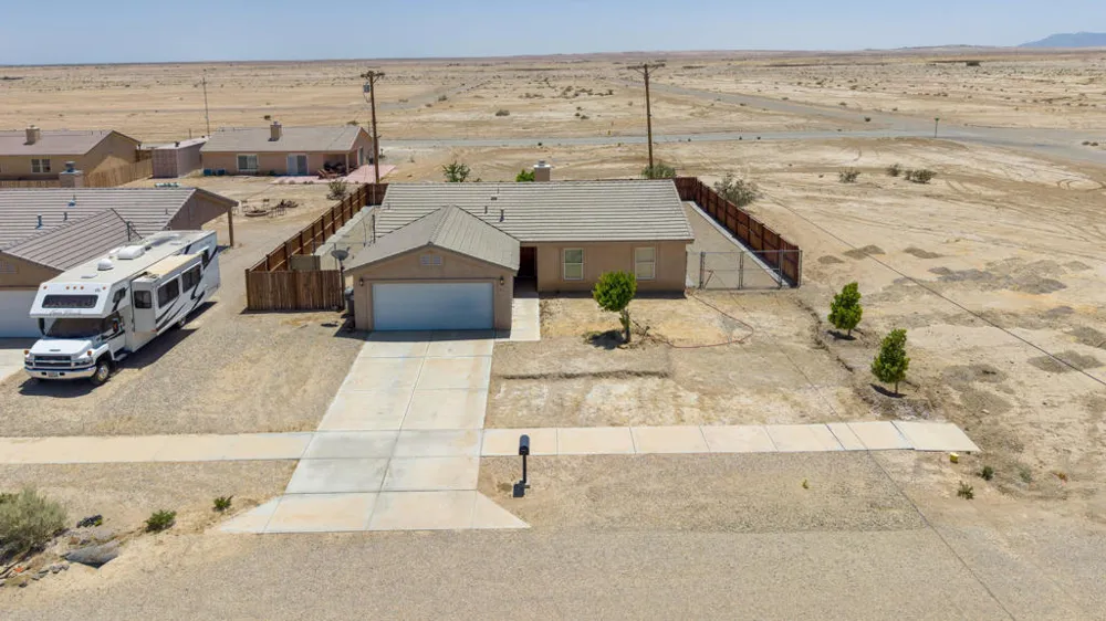 1251 Barbara Avenue Thermal, CA 92274
