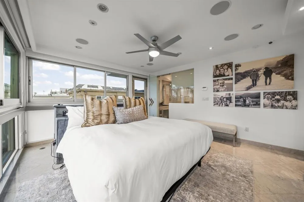 2999 Ocean Front Walk #2 San Diego, CA 92109