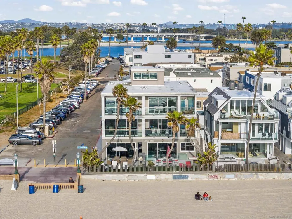 2999 Ocean Front Walk #2 San Diego, CA 92109