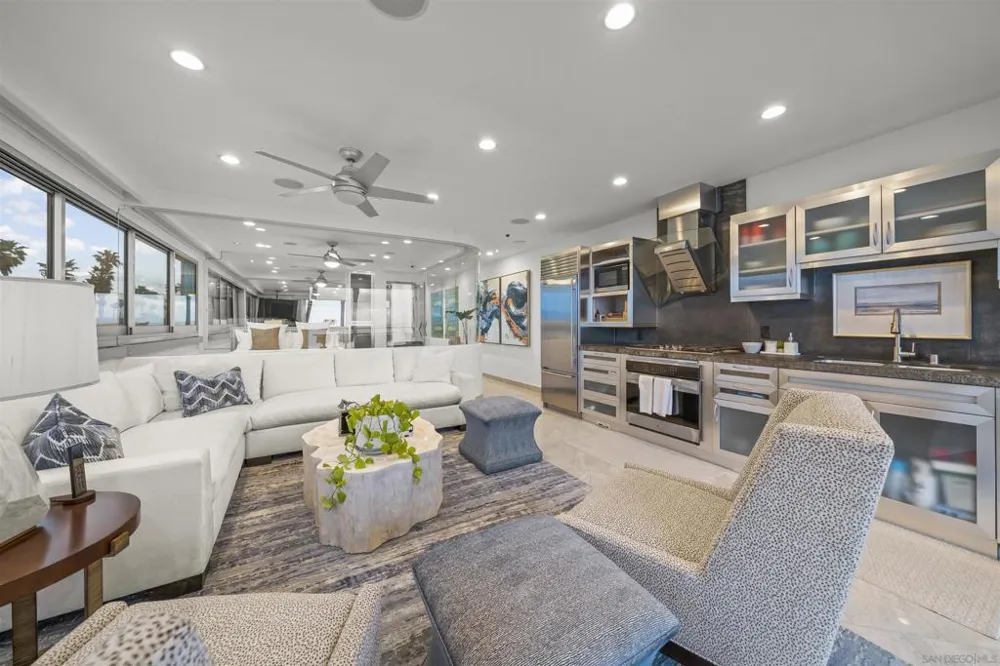 2999 Ocean Front Walk #2 San Diego, CA 92109