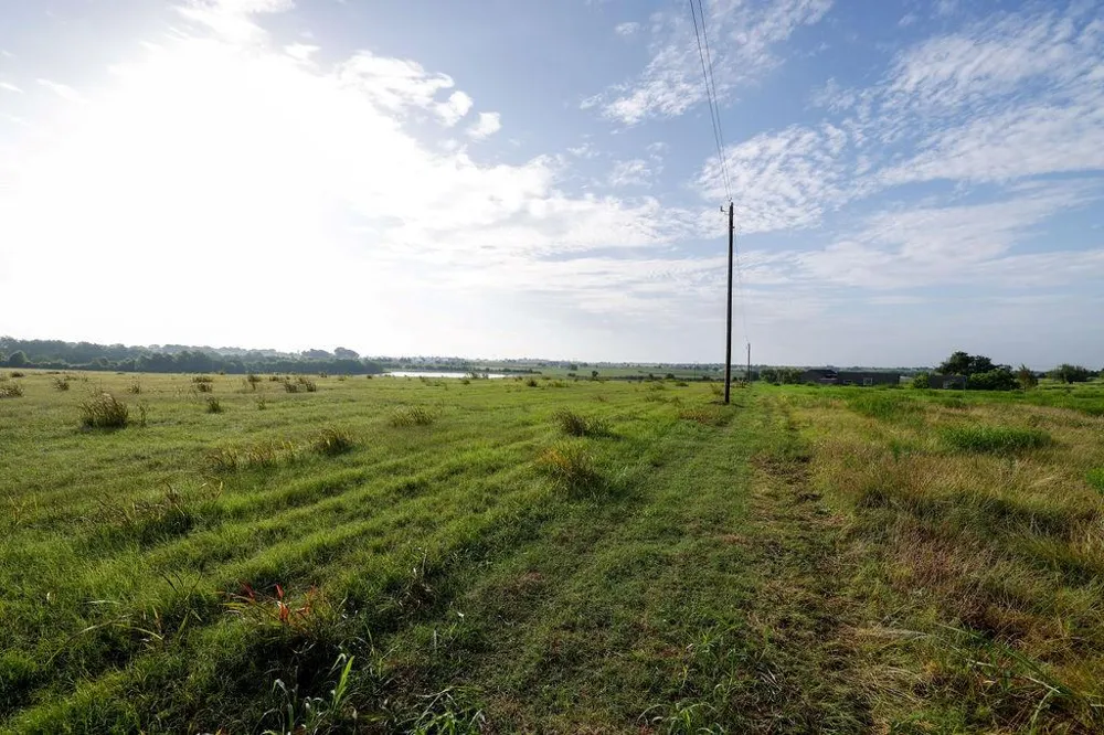 334 Vineyard View Trail Carmine, TX 78932