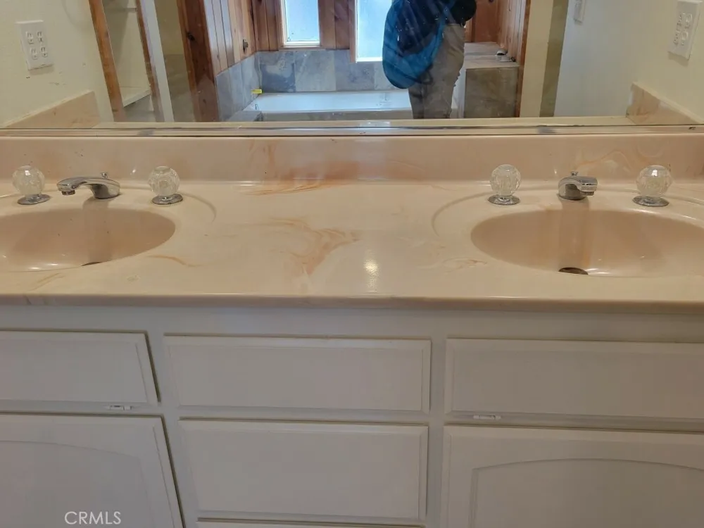 550 Coyote Trail Cedarpines Park, CA 92325