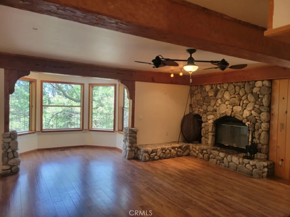 550 Coyote Trail Cedarpines Park, CA 92325