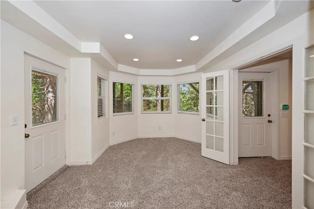 550 Coyote Trail Cedarpines Park, CA 92325