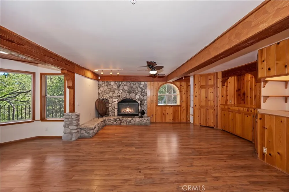 550 Coyote Trail Cedarpines Park, CA 92325