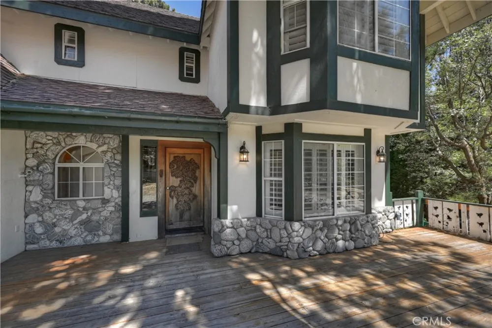 550 Coyote Trail Cedarpines Park, CA 92325