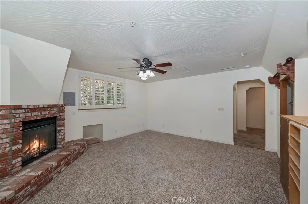 550 Coyote Trail Cedarpines Park, CA 92325