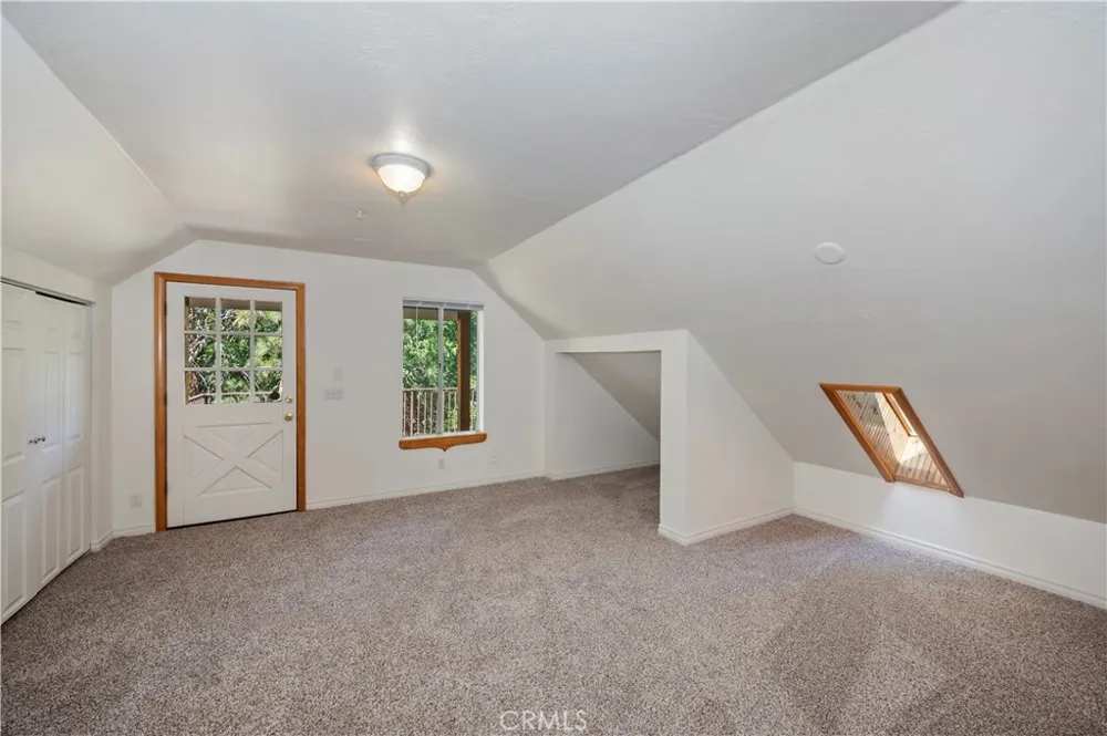 550 Coyote Trail Cedarpines Park, CA 92325