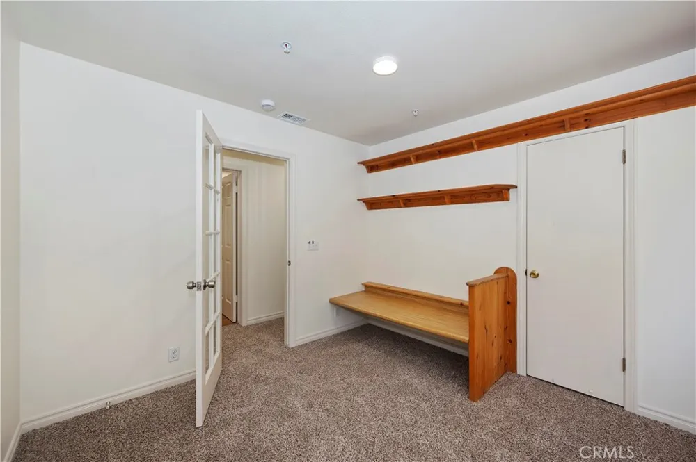 550 Coyote Trail Cedarpines Park, CA 92325