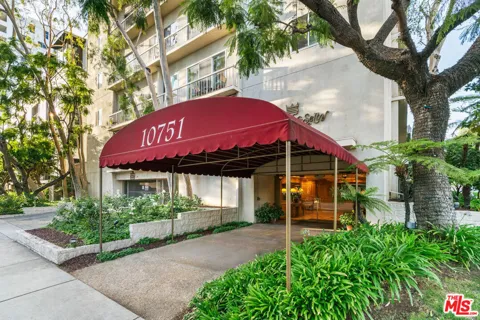 10751 Wilshire Boulevard #906