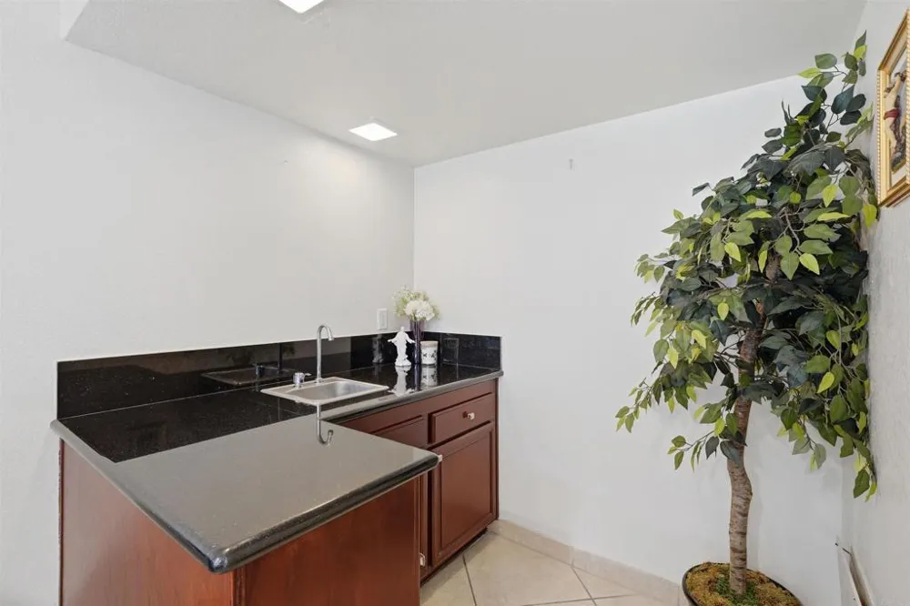 425 Avenida Abajo El Cajon, CA 92020