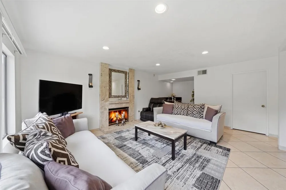 425 Avenida Abajo El Cajon, CA 92020