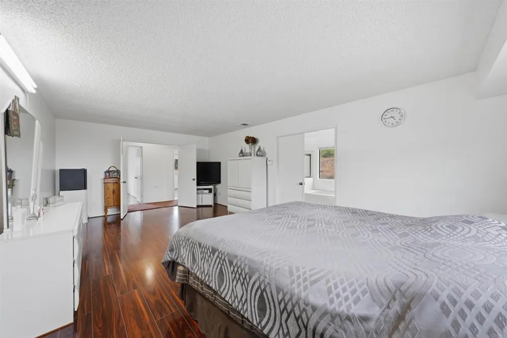 425 Avenida Abajo El Cajon, CA 92020
