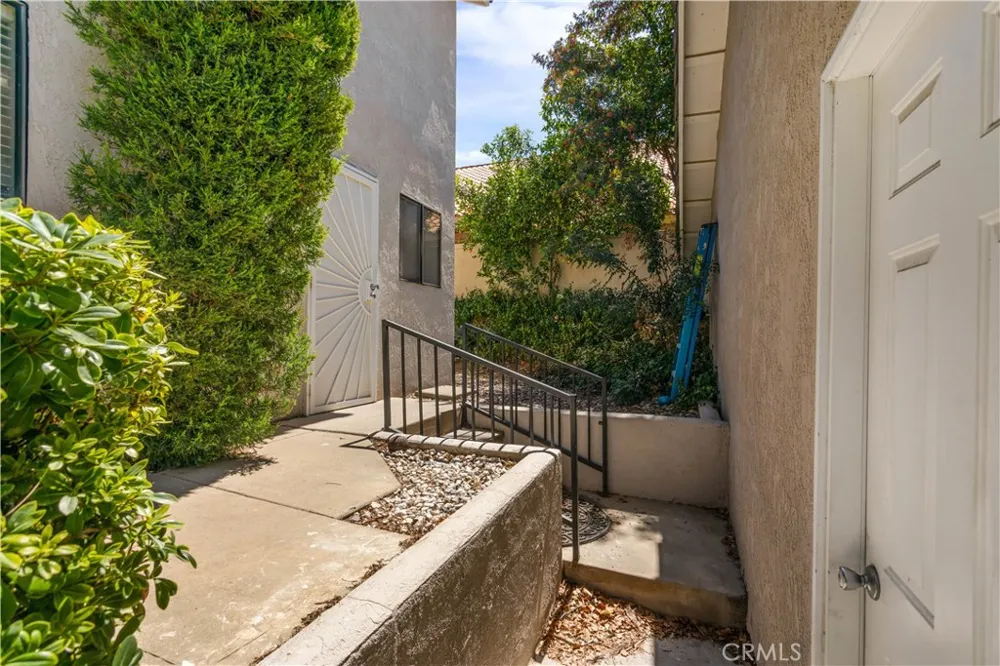 22741 Cascade Canyon Lake, CA 92587