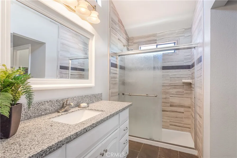 22741 Cascade Canyon Lake, CA 92587