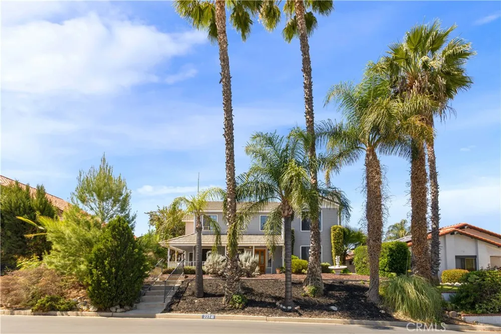 22741 Cascade Canyon Lake, CA 92587