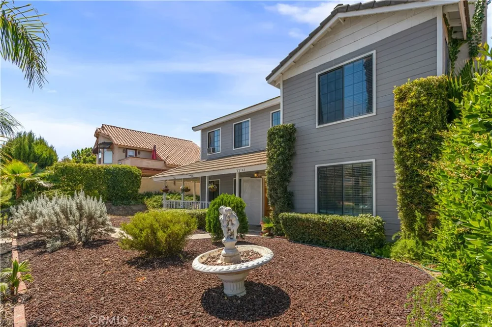 22741 Cascade Canyon Lake, CA 92587