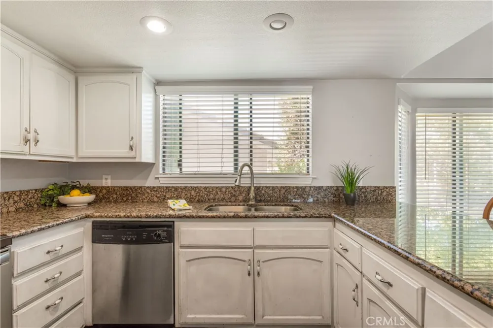 22741 Cascade Canyon Lake, CA 92587