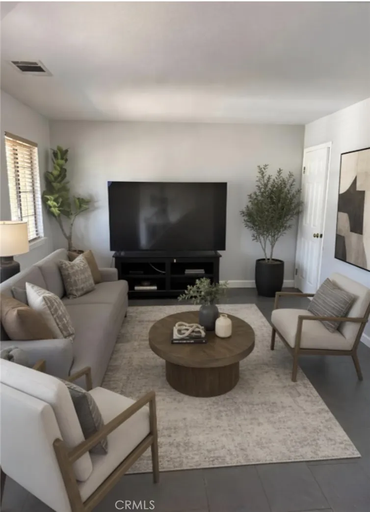 22741 Cascade Canyon Lake, CA 92587