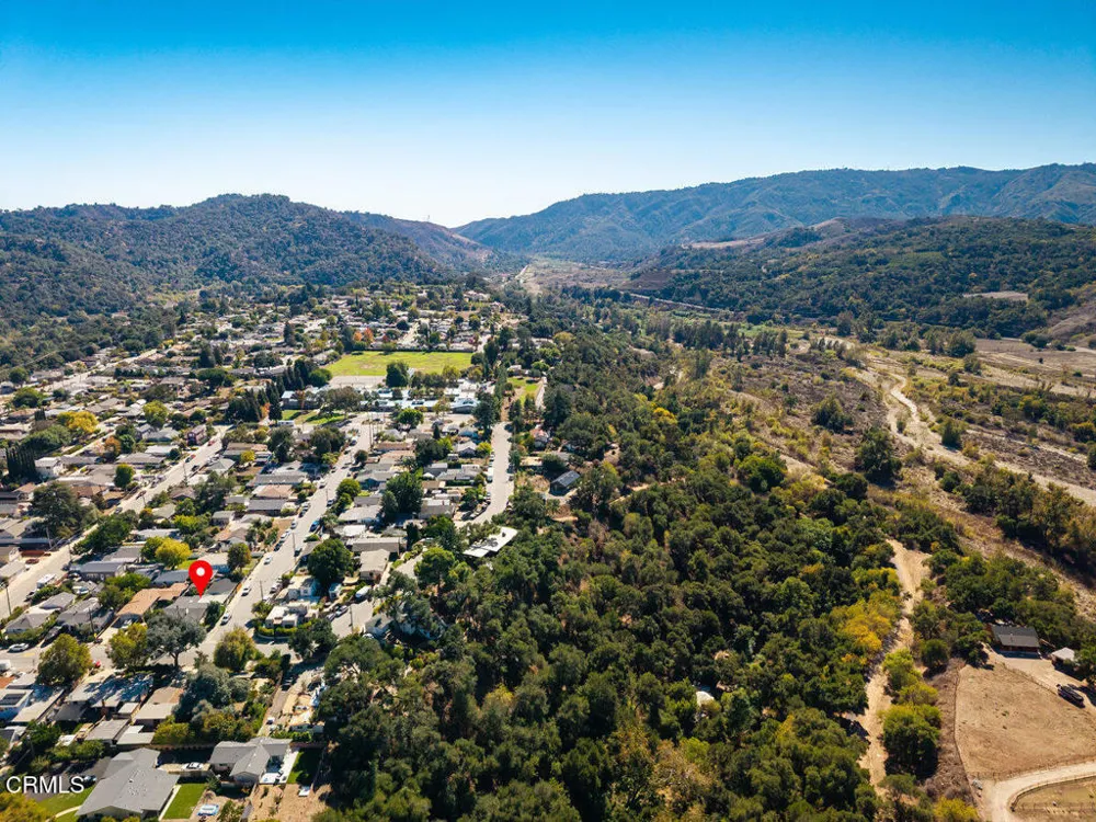 386 Larmier Avenue Oak View, CA 93022